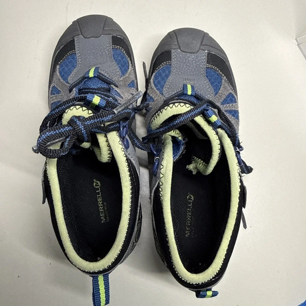 MERRELL Capra Mid Waterproof Boys Trail Hiking Boot Size 2,5M Gray Blue Grey